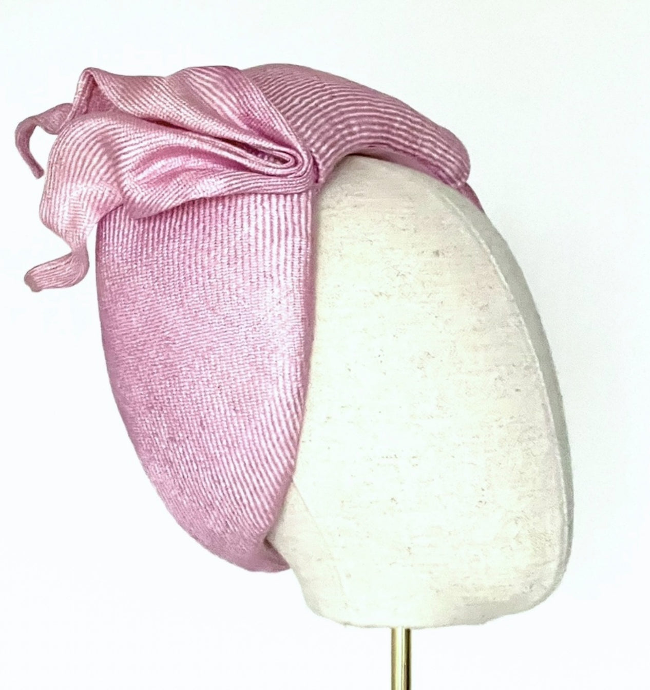 Bubble Beret with Flourish